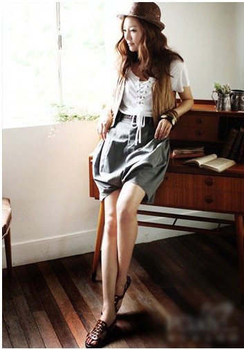 夏季來臨，戴上長(zhǎng)檐太陽帽來遮陽 