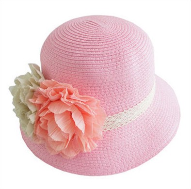 玩轉(zhuǎn)夏季風情，花朵草帽彰顯田園風