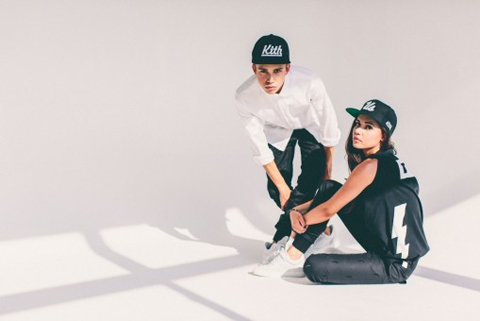 紐約潮店推出第二波“WhiteLabel”系列，字母棒球帽成新品型錄