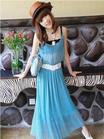 夏日名媛風(fēng)！嫩模示范女式禮帽俏皮搭 