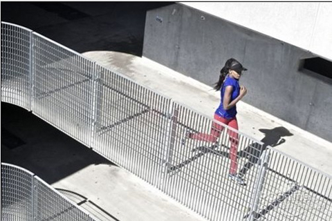 定做高科技傳感器帽子，高普服飾也能做到