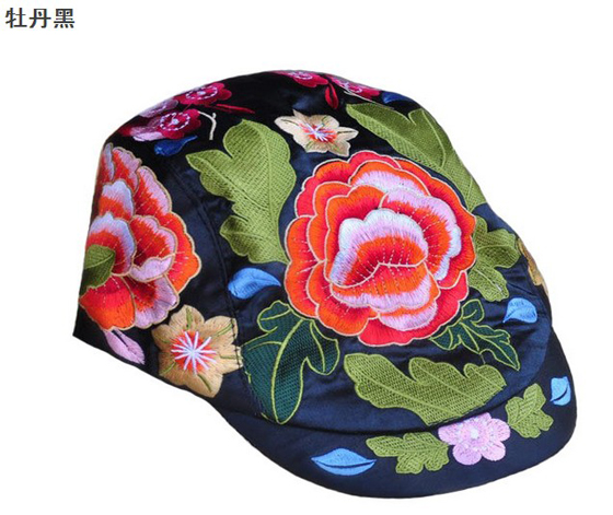 民族風(fēng)鴨舌帽，彰顯復(fù)古優(yōu)雅格調(diào)