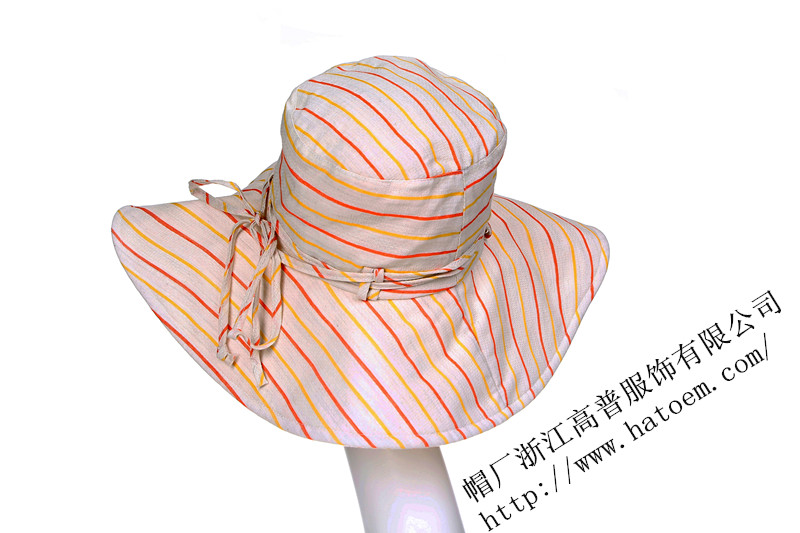 制帽廠告訴你，批量定做一頂遮陽(yáng)帽要多少錢(qián)？