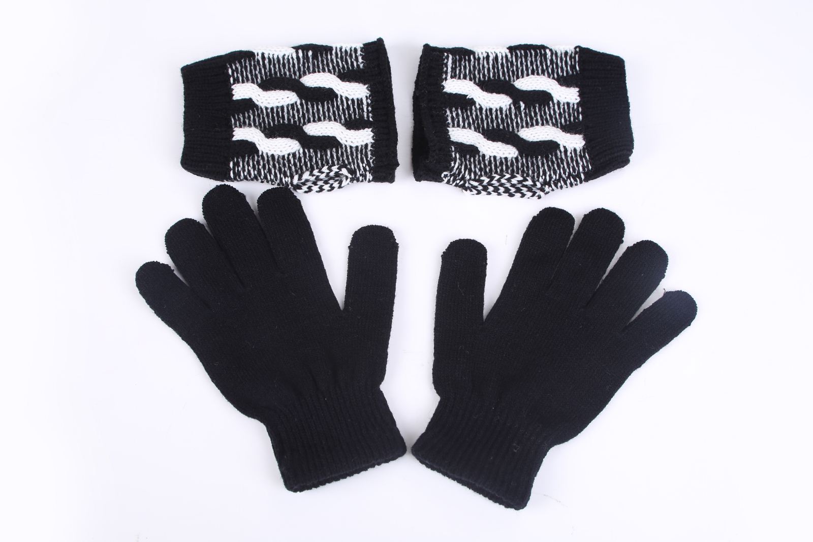 腈綸毛線(xiàn)手套_針織套裝定做-浙江高普服飾有限公司