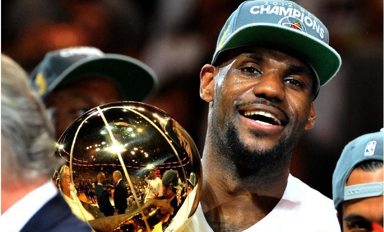 帽子廠家祝賀熱火4比3晉級(jí)，總決賽會(huì)師馬刺